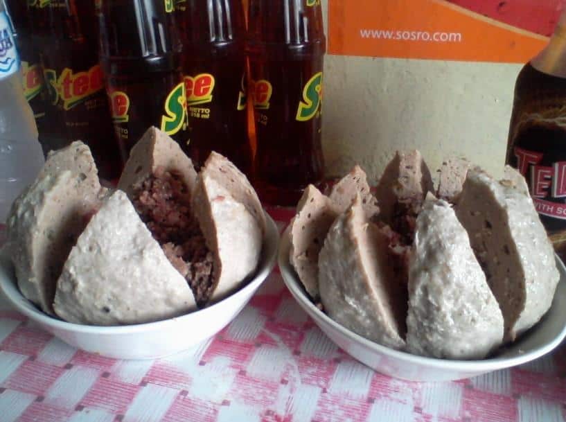 Bakso Tekwoleh, 1. Nasi Sodu, 2. Nasi Karak, 3. Tajin Palappa, 4. Sate Lalak, 5. Rujak Petis, 6. Sate Olean, 7. Bakso Tekwoleh, 8. Soto Situbondo, 9. Istana Lele, 10. Ikan Bakar Situbondo