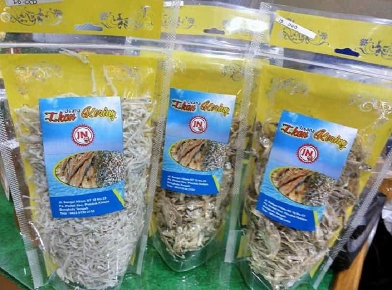 Ikan Kering JN, 1. Kerupuk Gurita, 2. Kue Perut Punai, 3. Manisan Terong, 4. Lempuk Durian, 5. Emping Bengkulu, 6. Kopi Bengkulu, 7. Gula Semut Aren, 8. Kue Bay Tat, 9. Ikan Kering JN, 10. Keripik Ikan Beledang