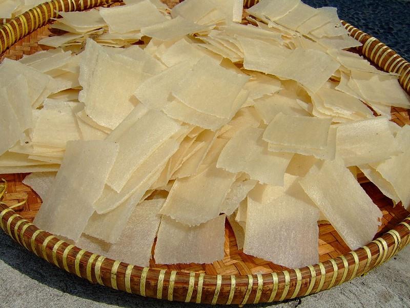 Kerupuk Lempeng, 1. Bolu Rahayu, 2. Jenang Candi, 3. Madu Mongso, 4. Kerupuk Lempeng, 5. Carang Mas atau Walangan, 6. Jadah, 7. Emping Belinjo, 8. Kerupuk Kulit Melinjo, 9. Jerangking, 10. Manisan Kulit Jeruk