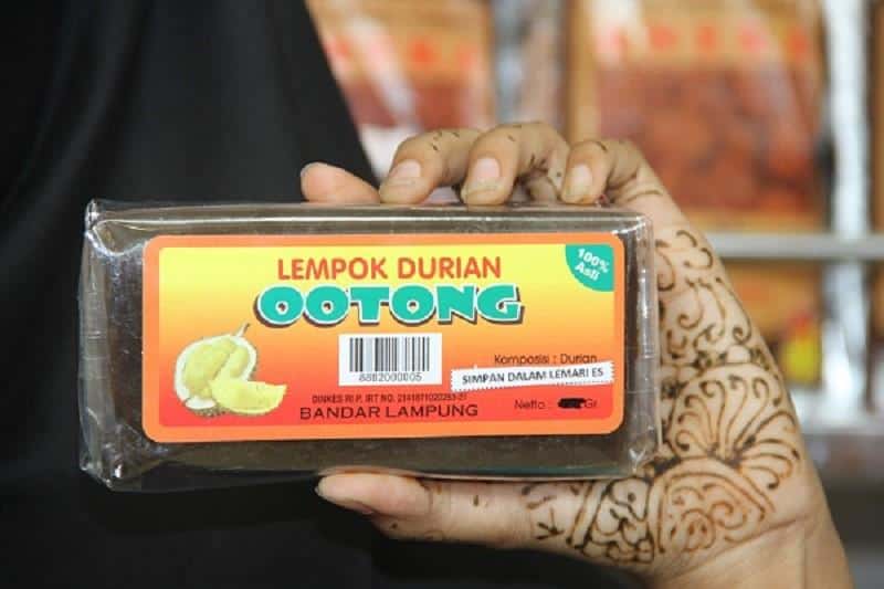 Lempok Durian, 1. Kue Engkak, 2. Benjak Enjak, 3. Kue Tat, 4. Geguduh, 5. Lapis Legit, 6. Pempek Nori, 7. Sekubal, 8. Lempok Durian, 9. Pie Pisang, 10. Kemplang