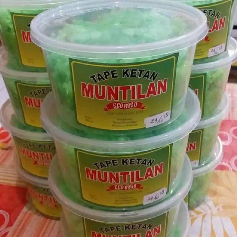 Tape Muntilan, 1. Getuk Trio, 2. Wajik dan Jenang Ny. Week, 3. Gethuk Bolen, 4. Permen Tape Khas Magelang, 5. Slondok, 6. Grubi, 7. Gula Kacang atau Ampyang, 8. Pothil, 9. Tape Muntilan, 10. Geblek