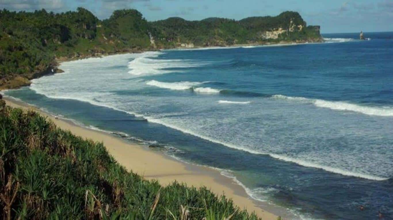 Pantai Nampu, 1. Pantai Menganti, 2. Pantai Nampu, 3. Pantai Karang Jahe, 4. Pantai Bopong, 5. Pulau Panjang, 6. Pantai Pecaron, 7. Pulau Cilik, 8. Pantai Bandengan, 9. Pantai Karang Pandan, 10. Pantai Pringjono