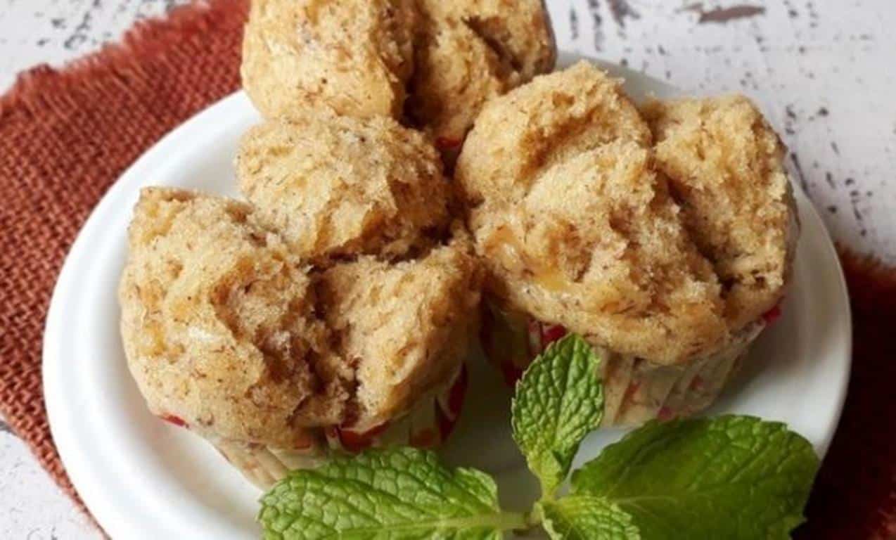 Bolu Kukus Mete, 1. Bolu Kukus Mete, 2. Cokelat Mete, 3. Mete Paket 5 Rasa, 4. Keripik Mete, 5. Mete Goreng, 6. Brownte Kendari, 7. Abon Ikan Marlin, 8. Bagea, 9. Perak, 10. Kain Tenun, 1. Athifah Oleh-oleh Khas Kendari, 2. Mete Mubaraq, 3. Brownte Kendari
