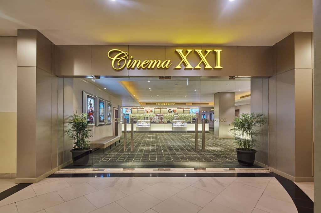 1. CGV 23 Paskal, 2. CGV PVJ, 3. XXI TSM, 4. Festival Citylink XXI, 5. Ciwalk XXI, 6. Empire XXI, 7. CGV Miko, 8. CGV BEC, 9. Cinemaxx, 10. XXI Ubertos, 11. Braga XXI, 12. XXI BTC, 13. CGV Cinemas MIM, 14. CGV Cinemas Kings, 15. XXI Transmart BuBat, 16. Cinema 21 Jatos
