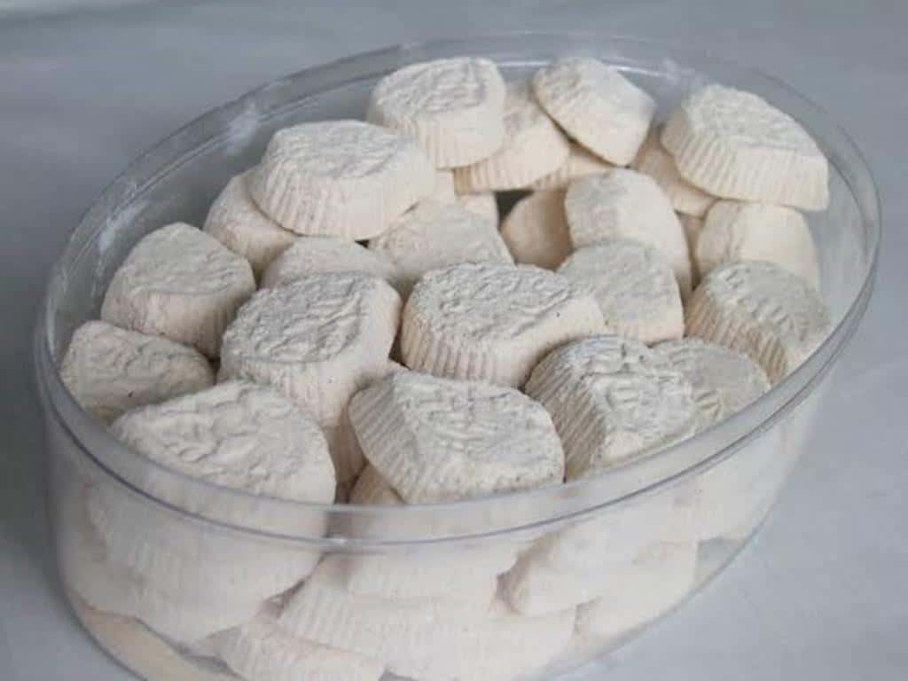 Kue Satu, 1. Brem Madiun, 2. Bluder Cokro, 3. Manco, 4. Sambal Pecel, 5. Semprong, 6. Lempeng Puli, 7. Lento, 8. Kue Satu, 9. Mimosa Lemon, 10. Madumongso