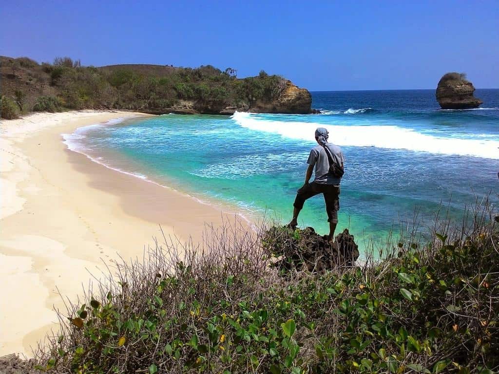 Pantai Pudak, 1. Pantai Tambakrejo, 2. Pantai Serang, 3. Pantai Gondo Mayit, 4. Pantai Umbul Waru, 5. Pantai Serit, 6. Pantai Banteng Mati, 7. Pantai Keben, 8. Pantai Peh Pulo, 9. Pantai Pudak, 10. Pantai Pasur