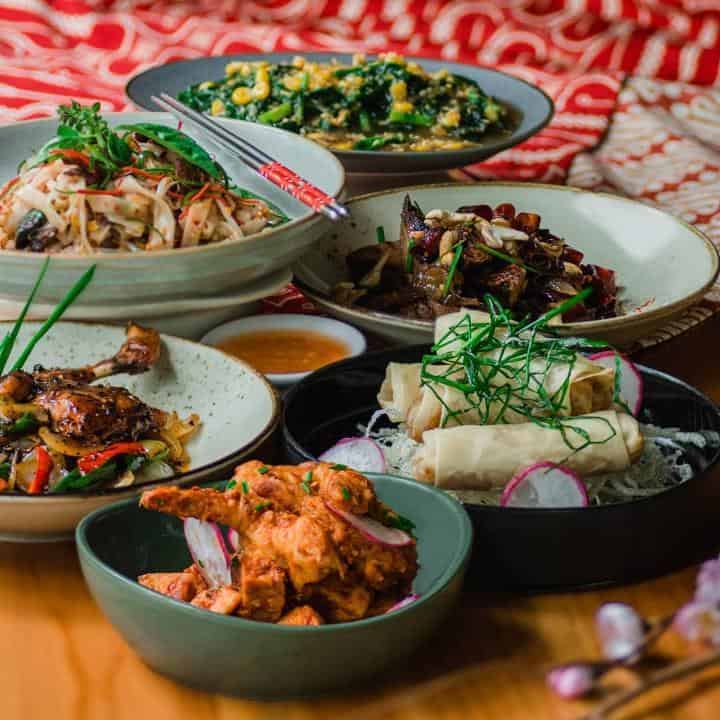 1. Waroeng Setiabudhi, 2. Ma' Uneh, 3. Saka Bistro & Bar, 4. The Heritage Kitchen & Gallery, 5. Saisan Japanese Cuisine, 6. Dapoer Ndeso Setiabudi, 7. Brick & Barrel Bistro, 8. Atok Rizal Jagonya Sate, 9. Senusa Resto, 10. Nasi Goreng Aep's