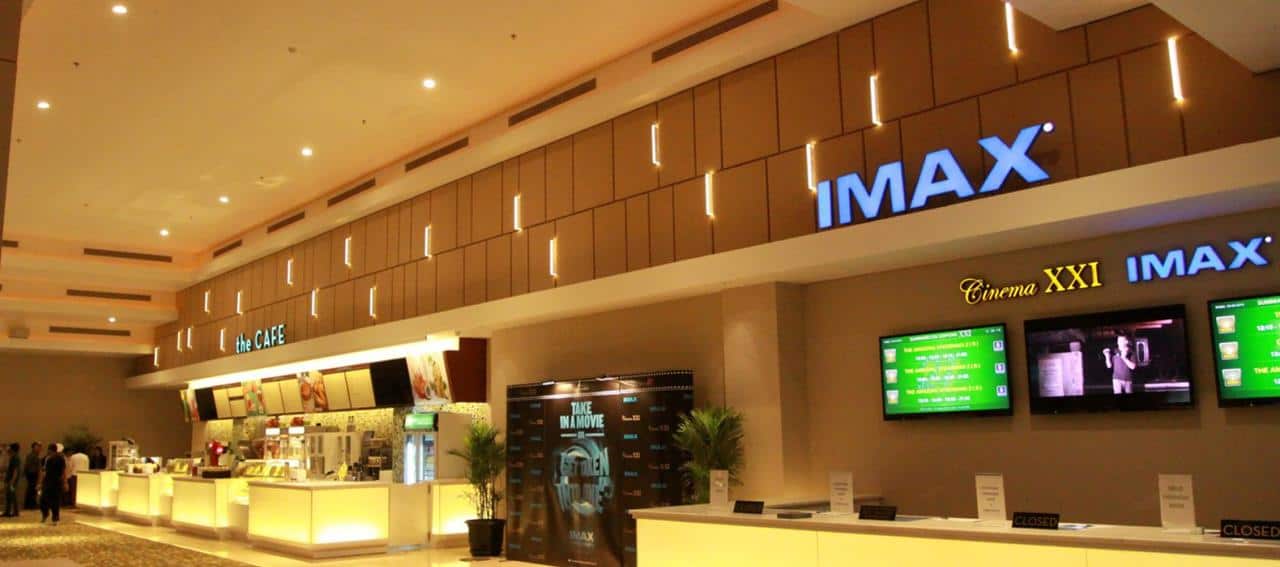 1. CGV 23 Paskal, 2. CGV PVJ, 3. XXI TSM, 4. Festival Citylink XXI, 5. Ciwalk XXI, 6. Empire XXI, 7. CGV Miko, 8. CGV BEC, 9. Cinemaxx, 10. XXI Ubertos, 11. Braga XXI, 12. XXI BTC, 13. CGV Cinemas MIM, 14. CGV Cinemas Kings, 15. XXI Transmart BuBat, 16. Cinema 21 Jatos