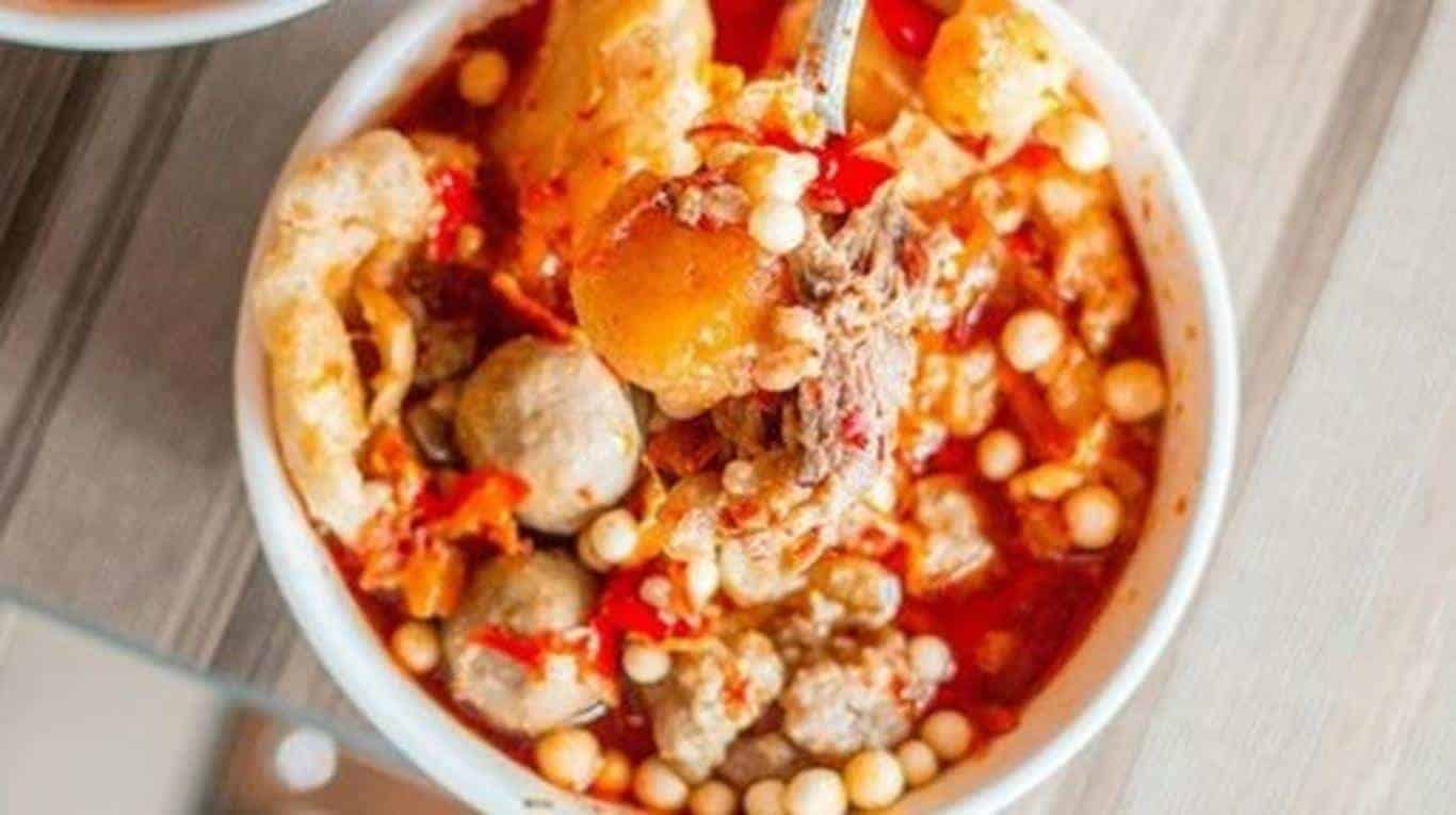 Baso Aci Boedjangan, 1. Paket Pas Ngebakso, 2. Nasi Bakso Kari, 3. Paket Sukaria 2, 4. Mie Ayam Gerobak Komplit, 5. Nasi Goreng Urat Boedjangan, 6. Yamin Mala, 7. Yamin Spesial Taichan Boedjangan, 8. Menu Gorengan, 9. Baso Aci Boedjangan, 10. Es Durian Kesepian