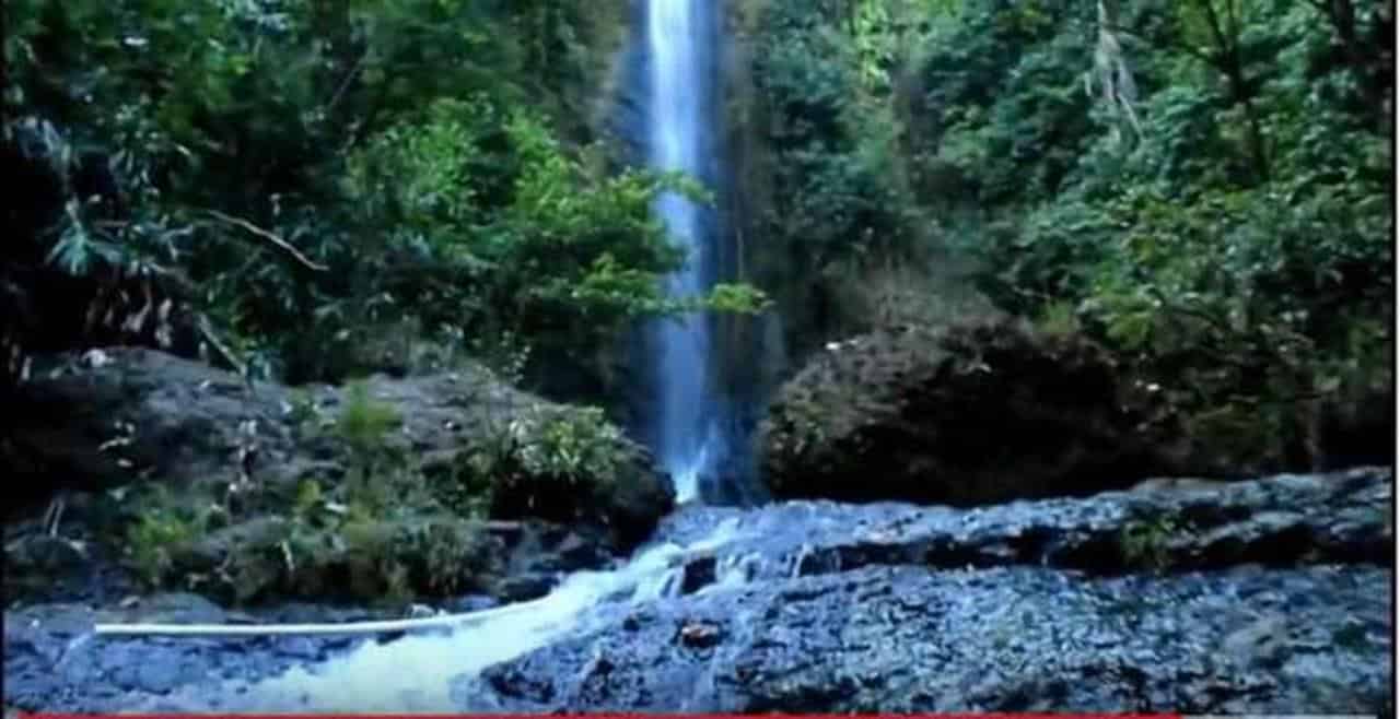 Curug Jambe Anom, 1. Pantai Pangandaran, 2. Green Canyon, 3. Pantai Batu Karas, 4. Konservasi Penyu Pangandaran, 5. Curug Citumang, 6. Pantai Batu Hiu, 7. Cagar Alam Pangandaran, 8. Pantai Pasir Putih, 9. Curug Jambe Anom, 10. Pepedan Hills