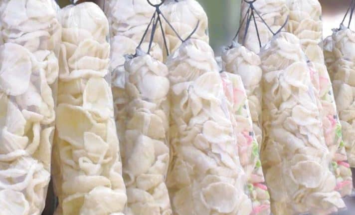 Kerupuk Upil, 1. Dumbleg, 2. Tepo Tahu, 3. Kerupuk Upil, 4. Nasi Tumpang, 5. Nasi Becek, 6. Sego Banting, 7. Asam-asam Kambing, 8. Nasi Jagung Sedudo, 9. Onde-Onde Njeblos
