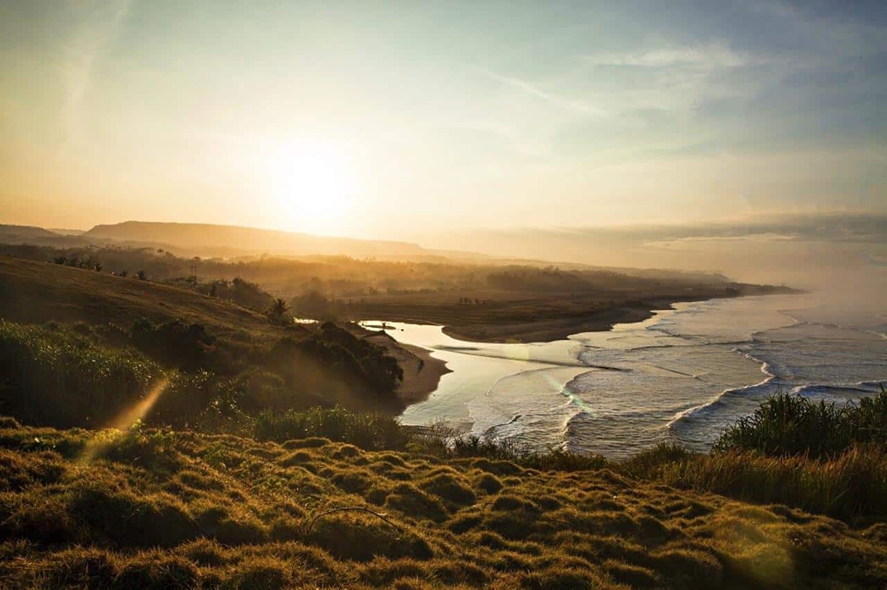 Pantai Puncak Guha, 1.Pantai Santolo, 2. Pantai Sayang Heulang , 3. Pantai Cicalobak, 4. Pantai Cijayana , 5. Pantai Cijeruk Indah, 6. Pantai Karang Paranje, 7. Pantai Gunung Geder, 8. Pantai Puncak Guha, 9. Pantai Rancabuaya, 10. Pantai Manalusu
