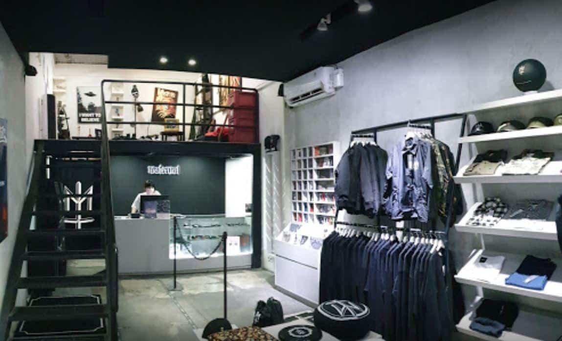 maternal disaster, 1. UNKL347, 2. RSCH/SCH, 3. Screamous Shophouse, 4. Flashy, 5. Bloods Concept Store, 6. Maternal Disaster Store, 7. Visval Store, 8. Mischief Denim, 9. Pots Meet Pop Denim, 10. United Hart!