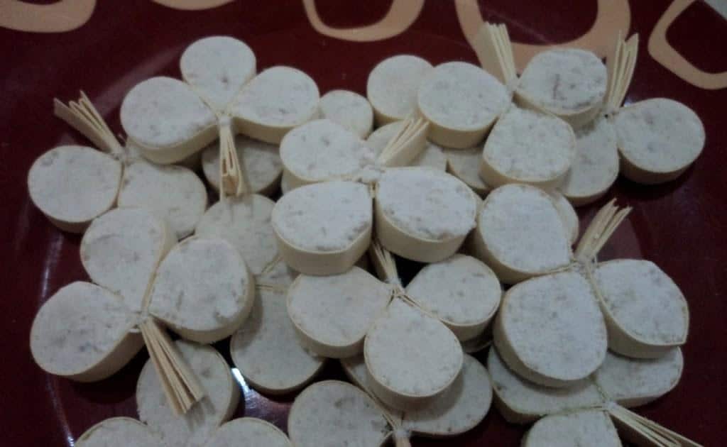 Manjareal, 1. Minyak Sumbawa, 2. Susu Kuda Liar, 3. Madu Sumbawa, 4. Dodol Rumput Laut, 5. Keripik Plecing Tempe, 6. Manjareal, 7. Baso Siong (Jagung Sangrai), 8. Terasi Udang Labuhan Botong, 9. Kue Babingka, 10. Kre’alang