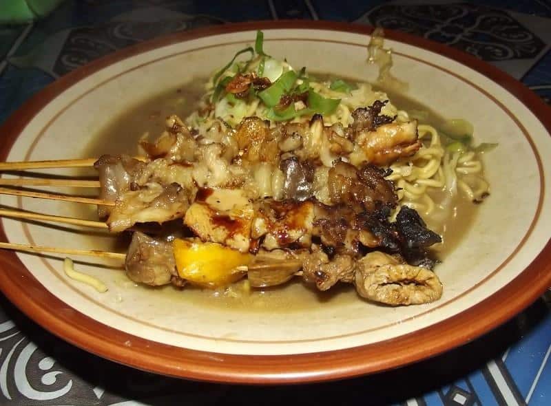 Mie Tek Tek, 1. Nasi Pager Godong, 2. Bakmie Mbah Kenci, 3. Ayam Pencok, 4. Nasi Jagung, 5. Swike Purwodadi, 6. Sega Pecel Gambringan, 7. Sate Kambing Mbah To, 8. Sayur Becek, 9. Mie Tek Tek, 10. Garang Asem