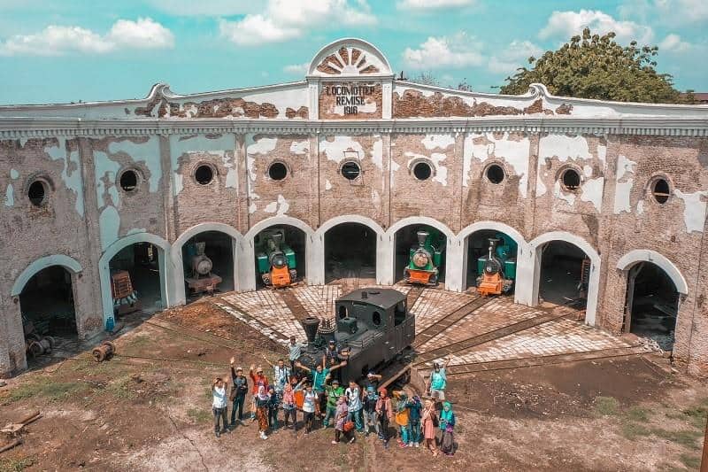 Agrowisata Besaran Hijau Pabrik Gula Jatibarang, 1. Ranto Canyon, 2. Curug Putri, 3. Agrowisata Kaligua, 4. Agrowisata Besaran Hijau Pabrik Gula Jatibarang, 5. Bukit Panenjoan Salem, 6. Taman Mangrove Pandansari, 7. Kalibaya Park, 8. Curug Rambukasang, 9. Waduk Penjalin, 10. Telaga Ranjeng