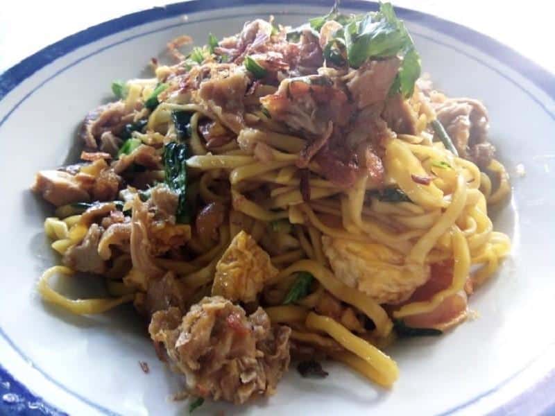 Bakmie Mbah Kenci, 1. Nasi Pager Godong, 2. Bakmie Mbah Kenci, 3. Ayam Pencok, 4. Nasi Jagung, 5. Swike Purwodadi, 6. Sega Pecel Gambringan, 7. Sate Kambing Mbah To, 8. Sayur Becek, 9. Mie Tek Tek, 10. Garang Asem
