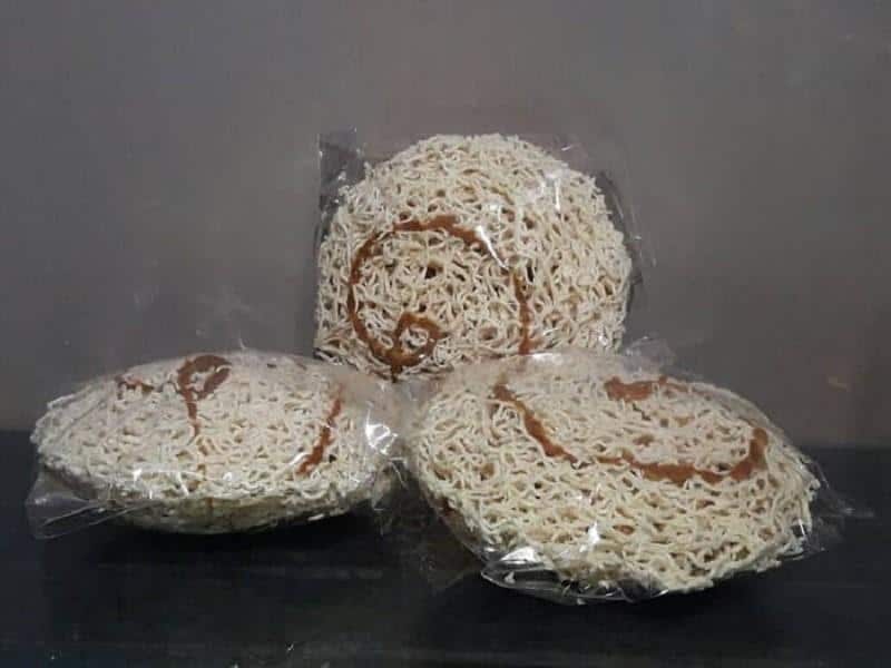 Carang Madu, 1. Kacang Oven Jepara, 2. Carang Madu, 3. Durian Petruk, 4. Kerupuk Tengiri, 5. Jeruk Jepara, 6. Kerupuk Bawang, 7. Sambal Samtis, 8. Tempong atau Blenyik, 9. Kerajinan Monel Kalinyamatan, 10. Kaos Qimo