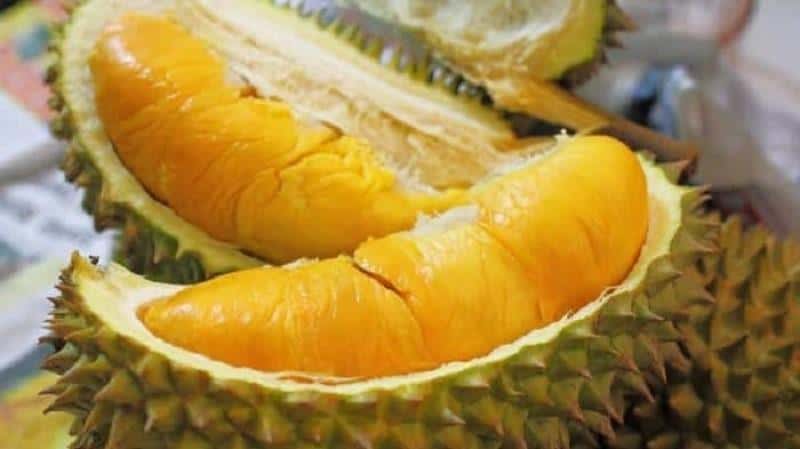 Durian Petruk, 1. Kacang Oven Jepara, 2. Carang Madu, 3. Durian Petruk, 4. Kerupuk Tengiri, 5. Jeruk Jepara, 6. Kerupuk Bawang, 7. Sambal Samtis, 8. Tempong atau Blenyik, 9. Kerajinan Monel Kalinyamatan, 10. Kaos Qimo