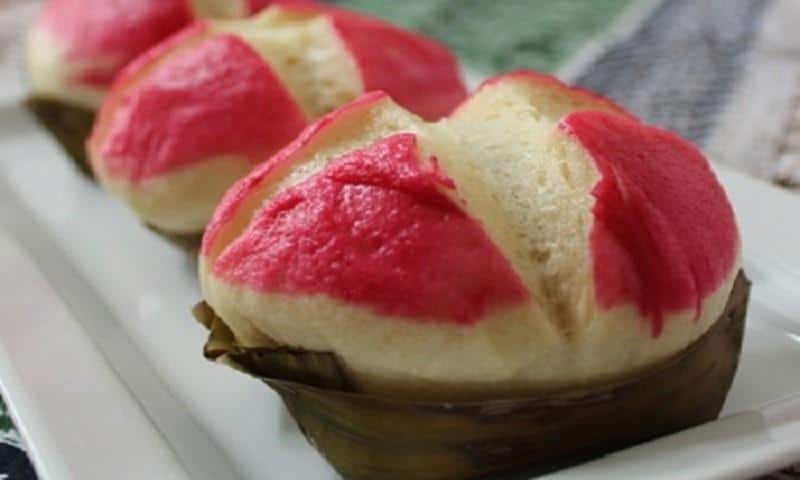 Kue Moho, 1. Sarang Madu, 2. Kacang Khas Pati, 3. Jeruk Pamelo, 4. Bandeng Presto, 5. Getuk Lopis, 6. Kue Moho, 7. Kerupuk Ampo, 8. Kerupuk Daging, 9. Telur Lurik, 10. Getuk Runting