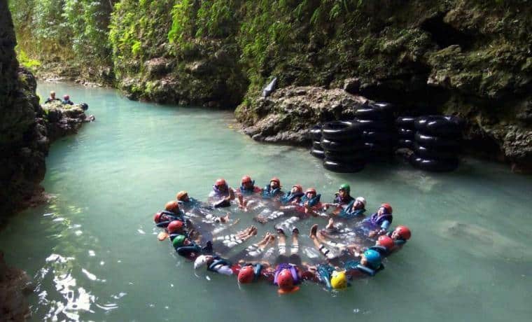Kalisuci Cave Tubing, 1. Air Terjun Kedung Kandang, 2. Goa Pindul, 3. Embung Nglanggeran, 4. Pantai Ngrenehan, 5. Museum Kayu Wanagama, 6. Geosite Ngingrong, 7. Desa Wisata Klayar, 9. Kalisuci Cave Tubing, 9. Air Terjun Sri Gethuk, 10. Goa Tanding