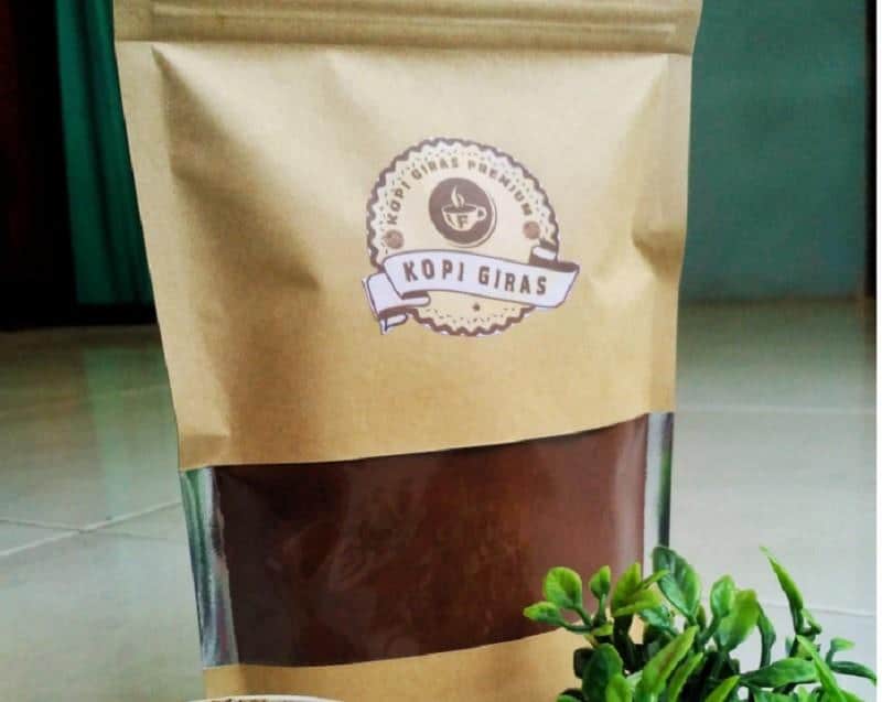 Kopi, 1. Kue Jubung, 3. Bandeng Asap, 4. Otak-Otak Bandeng, 5. Kue Pudak, 6. Petis, 7. Keripik Bayam, 8. Bonggolan, 9. Kerupuk Ikan, 10. Pernak-Pernik Asli Gresik