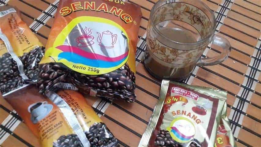 Kopi Senang, 1. Kue Lontar, 2. Kopi Senang, 3. Buah Merah, 4. Keripik Keladi, 5. Abon Gulung, 6. Sarang Semut, 7. Martabak Sagu, 8. Sagu Lempeng, 9. Kerajinan Khas Papua, 10. Batik Papua