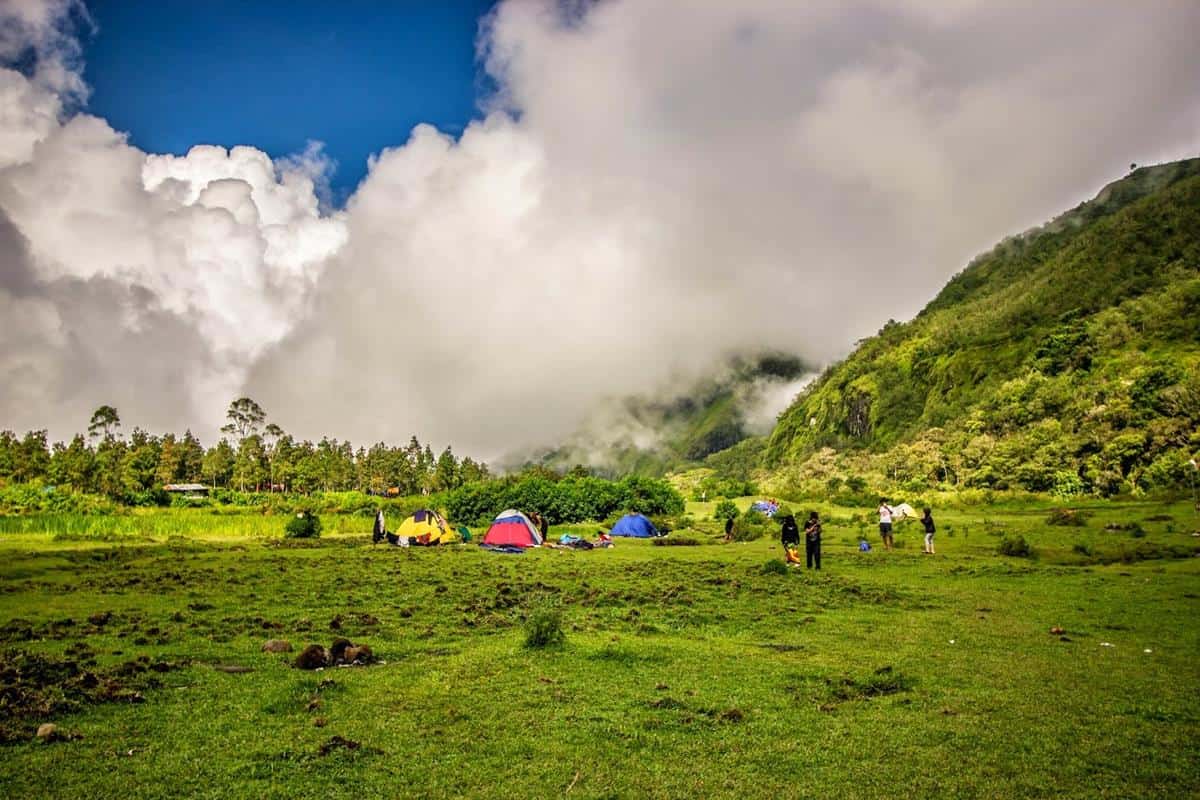 Lembah Ramma, 1. Hutan Pinus Malino, 2. Air Terjun Ketemu Jodoh, 3. Malino Highlands, 4. Air Terjun Takapala, 5. Lembah Hijau Camp &amp; Resort, 6. Air Terjun Parangloe, 7. Museum Balla Lompoa, 8. Lembah Ramma, 9. Danau Tanralili, 10. Lembah Biru