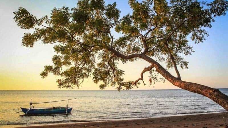 Pantai Banongan, 1. Pantai Balanan, 2. Pantai Pasir Putih, 3. Pantai Tampora, 4. Pantai Bilik, 5. Pantai Bama, 6. Pantai Lempuyang, 7. Pantai Tangsi, 8. Pantai Pathek, 9. Pantai Banongan, 10. Pantai Bletok