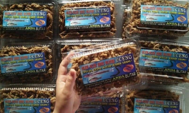 Peyek Uceng, 1. Beras Cerdas, 2. Wajik Kletik, 3. Opak Gambir, 4. Dodol Belimbing Agrowisata Karangsari, 5. Peyek Uceng, 6. Teh Hitam Premium Ken Tea, 8. Keripik Sukun, 9. Sagon, 10. Sambel pecel