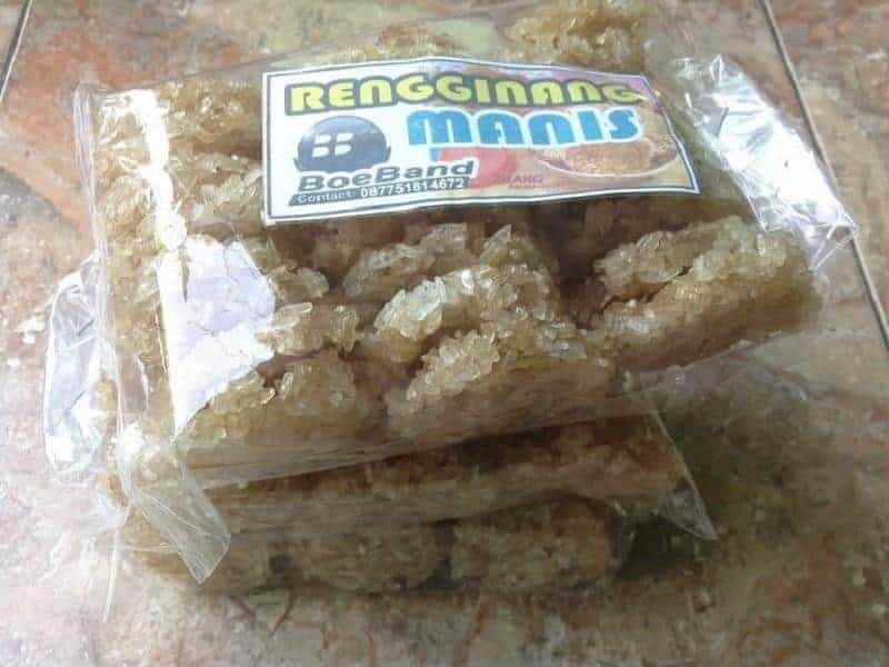 Rengginang Manis, 1. Sale Pisang, 2. Rengginang Manis, 3. Jenang Sari Rasa, 4. Tahu Tuna, 5. Otak-Otak Tuna, 6. Kolong Klithik, 7. Kopi Pacitan, 8. Kerajinan Gerabah, 9. Batik Pacitan, 10. Batu Mulia