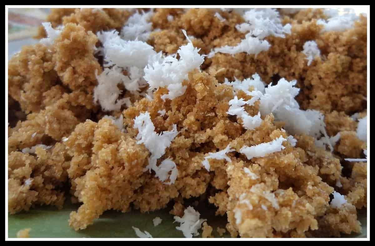 Sego Tiwul, 1. Ikan Asap Prigi, 2. Geti Wijen, 3. Alen-Alen, 4. Kripik Sale Pisang, 5. Kripik Tempe, 6. Kue Manco, 7. Sego Tiwul, 8. Bandrex