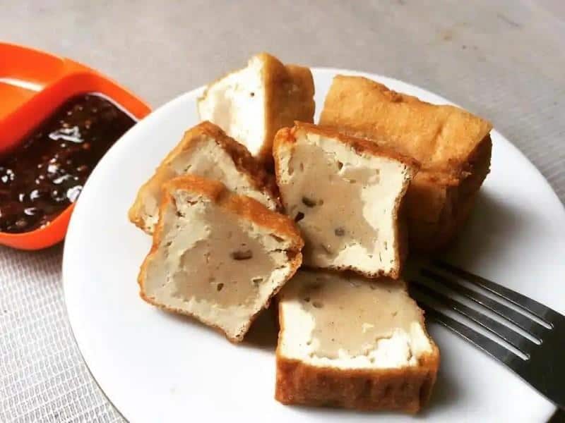 Tahu Bakso Ijo, 1. Keripik Kelakai, 3. Wadai Apam, 4. Tahu Bakso Ijo, 5. Hintalu Karuang, 6. Kenta, 7. Wadai Baceper, 8. Keripik Ikan Saluang, 9. Lemang, 10. Hekeng