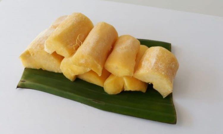 Tape Manis Sekar Madu, 1. Pia Tape, 2. Permen Suwar Suwir, 3. Edamame, 4. Prol Tape, 5. Jenang Waluh, 6. Tape Manis Sekar Madu, 7. Brownies Tape, 8. Kopi Rengganis Jember, 9. Cerutu Jember, 10. Batik Jember