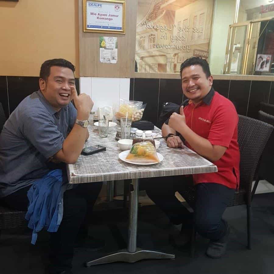 Mie Ayam Kumango, 1. Bubur Ayam Mas Totok, 2. Bubur Ayam Jakarta H.M. Joni, 3. Bubur Ayam dan Ketoprak Wong Cirebon, 4. Bubur Ayam Jakarta Gedung Arca, 5. Bubur Ayam Bang Boy, 6. Bubur Ayam Jakarta Spesial Bu Hj. Atik, 7. Bubur Ayam Jakarta Bang Yusuf, 8. Kedai Bubur Mbak Ning, 9. Mie Ayam Kumango
