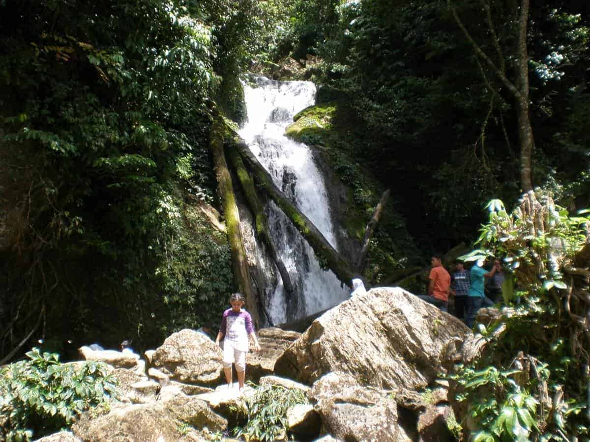 Air Terjun Mengaya, 1. Pantan Terong, 2. Danau Laut Tawar, 3. Goa Loyang Koro, 4. Tambatan Perahu, 5. Bur Lancuk Leweng, 6. Dermaga Lukup Panalam, 7. Air Terjun Mengaya, 8. Gayo Waterboom, 9. Buntul Rintis, 10. Bur Telege