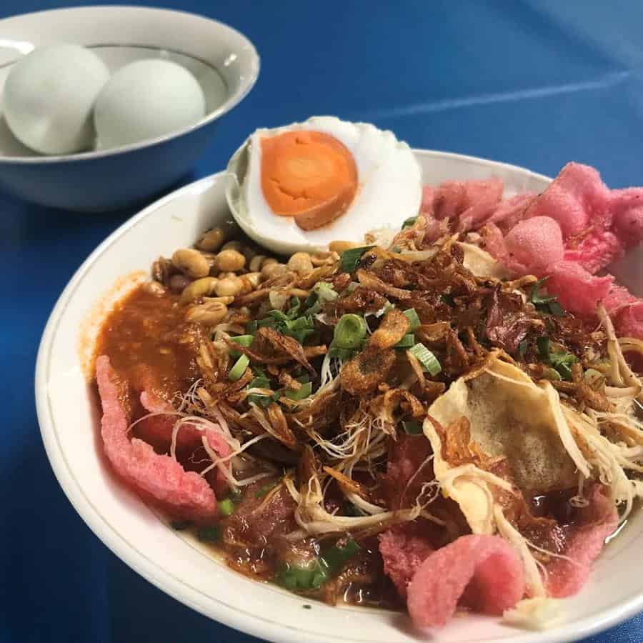 Bubur Ayam Bang Boy, 1. Bubur Ayam Mas Totok, 2. Bubur Ayam Jakarta H.M. Joni, 3. Bubur Ayam dan Ketoprak Wong Cirebon, 4. Bubur Ayam Jakarta Gedung Arca, 5. Bubur Ayam Bang Boy, 6. Bubur Ayam Jakarta Spesial Bu Hj. Atik, 7. Bubur Ayam Jakarta Bang Yusuf, 8. Kedai Bubur Mbak Ning, 9. Mie Ayam Kumango