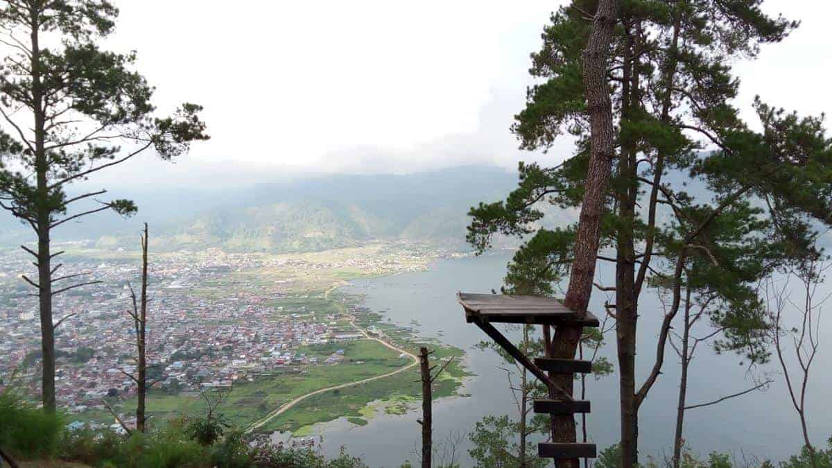 Bur Telege, 1. Pantan Terong, 2. Danau Laut Tawar, 3. Goa Loyang Koro, 4. Tambatan Perahu, 5. Bur Lancuk Leweng, 6. Dermaga Lukup Panalam, 7. Air Terjun Mengaya, 8. Gayo Waterboom, 9. Buntul Rintis, 10. Bur Telege