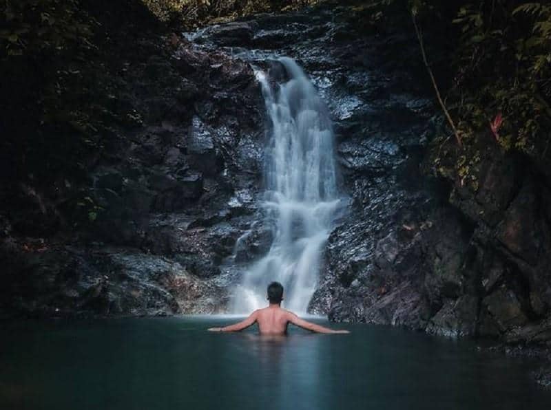 Curug Mahrom, 1. Curug Tilu, 2. Curug Cimata Indung, 3. Curug Cipurut, 4. Curug Suhada, 6. Curug Ciseoh, 7. Curug Ponggang, 8. Curug Mahrom