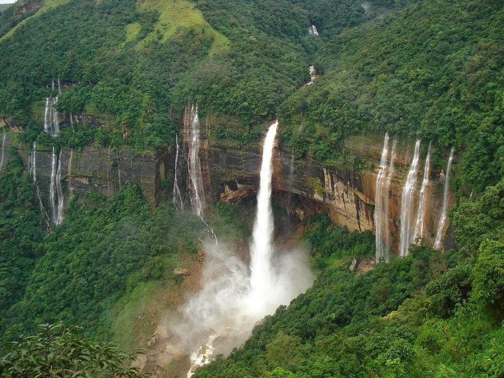 Curug Cipendok, 1. Curug Ceheng, 2. Curug Bayan, 3. Curug Carang, 4. Curug Lawang, 5. Curug Kembar, 6. Curug Urang, 7. Curug Gomblang, 8. Curug Belot, 9. Curug Cipendok, 10. Curug Nangga