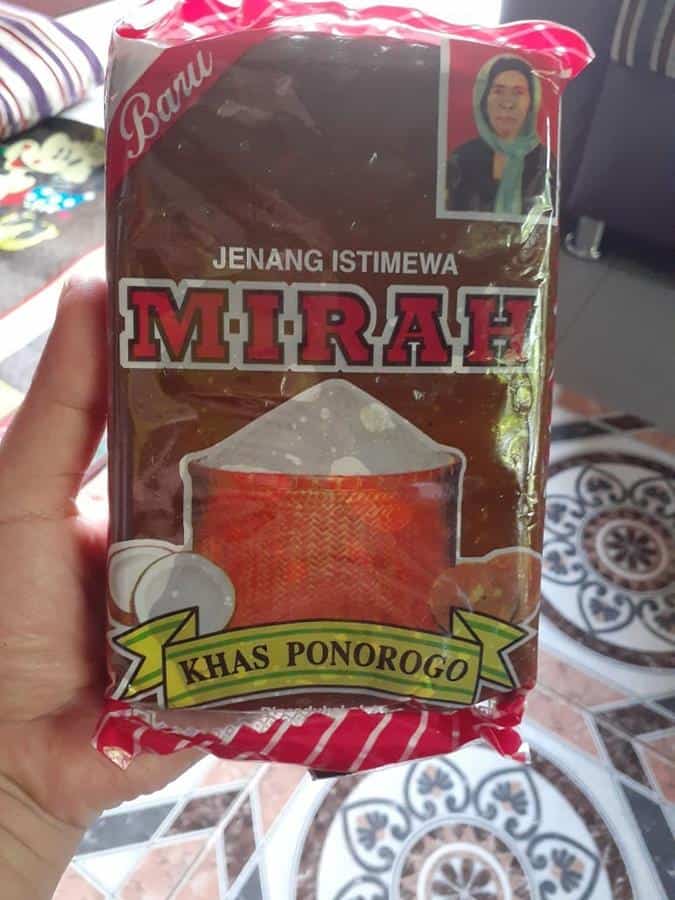 Jenang Mirah, 1. Jenang Mirah, 2. Thoring, 3. Bumbu Rujak Petis Welirang, 4. Madu Mongso, 5. Getuk Golan, 6. Topi Caping, 7. Topeng Reog Mini, 8. Gerabah Plancungan, 9. Kerajinan Bambu, 10. Rompi Khas Ponorogo