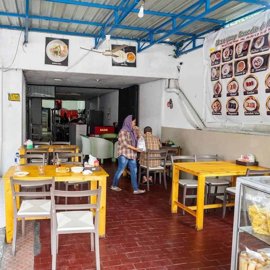 Kedai Bubur Mbak Ning, 1. Bubur Ayam Mas Totok, 2. Bubur Ayam Jakarta H.M. Joni, 3. Bubur Ayam dan Ketoprak Wong Cirebon, 4. Bubur Ayam Jakarta Gedung Arca, 5. Bubur Ayam Bang Boy, 6. Bubur Ayam Jakarta Spesial Bu Hj. Atik, 7. Bubur Ayam Jakarta Bang Yusuf, 8. Kedai Bubur Mbak Ning, 9. Mie Ayam Kumango