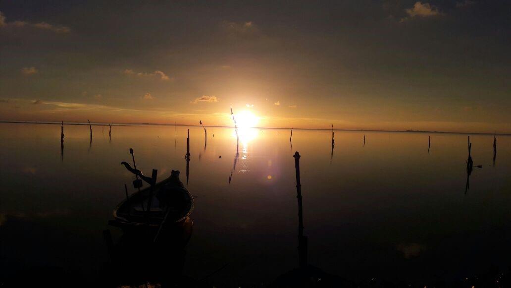 Pantai Gebang, 1. Bukit Jaddih, 2. Bukit Kapur Arosbaya, 3. Pantai Gebang, 4. Bukit Geger, 5. Pantai Rongkang, 6. Museum Cakraningrat, 7. Bukit Lampion Beramah, 8. Mercusuar Bangkalan, 9. Pantai Batu Malang, 10. Taman Paseban
