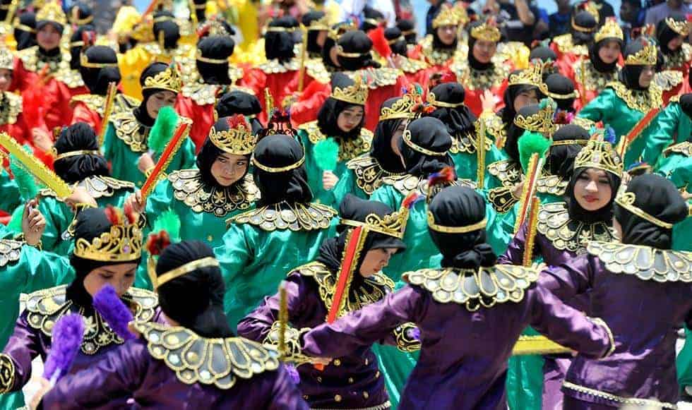 Tari Polopalo, 1. Tari Saronde, 2. Tari Dana-Dana, 3. Tari Polopalo, 4. Tari Biteya, 5. Tari Tidi, 6. Tari Elengge, 7. Tari Langga Buwa
