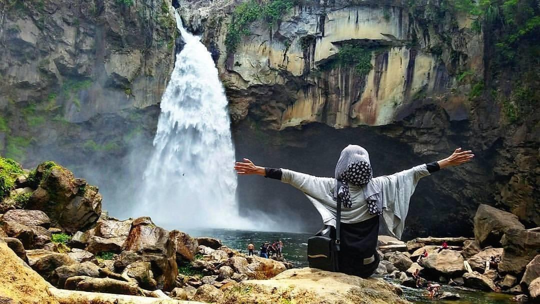 Air Terjun Turbo, 1. Air Terjun Ponot, 2. Air Terjun Turbo, 3. Paccur Napitu, 4. Arung Jeram di Sungai Asahan, 5. Alun-alun Rambate, 6. Pantai Simallo, 7. Jembatan Gantung Bedeng, 8. Sampuran Harimau, 9. Bukit Puncak Galau, 10. Waterboom Ragil