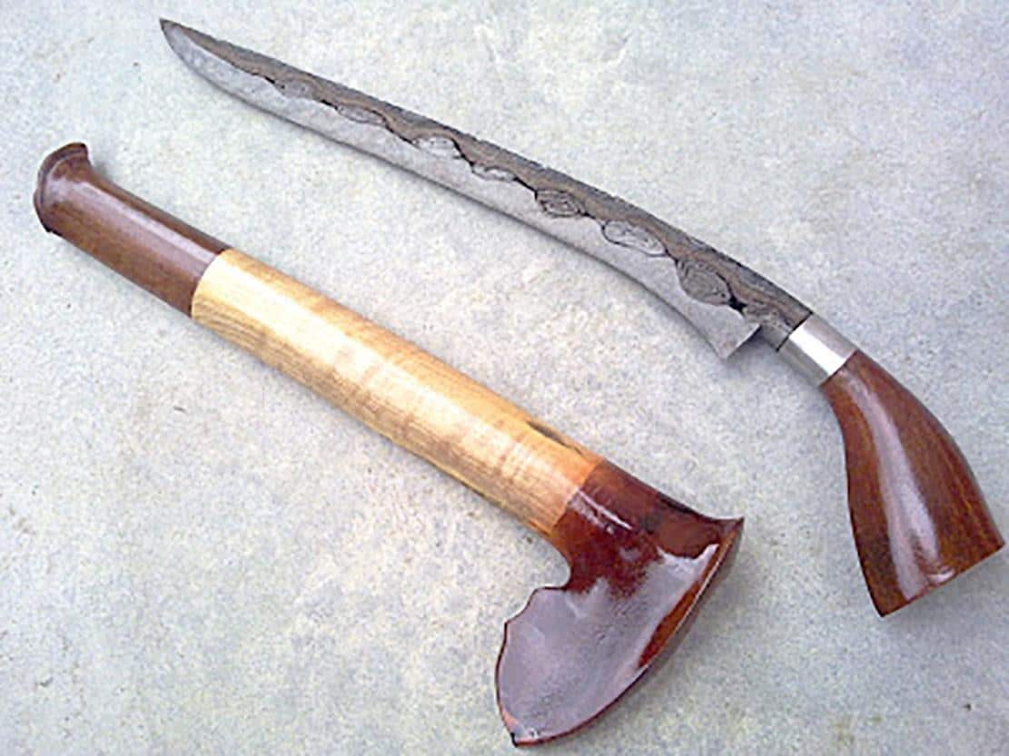 Badik Tumbuk Lada, 1. Sumpit Jambi, 2. Badik Tumbuk Lada, 3. Tombak Jambi, 4. Pedang Jambi, 5. Keris Siginjai