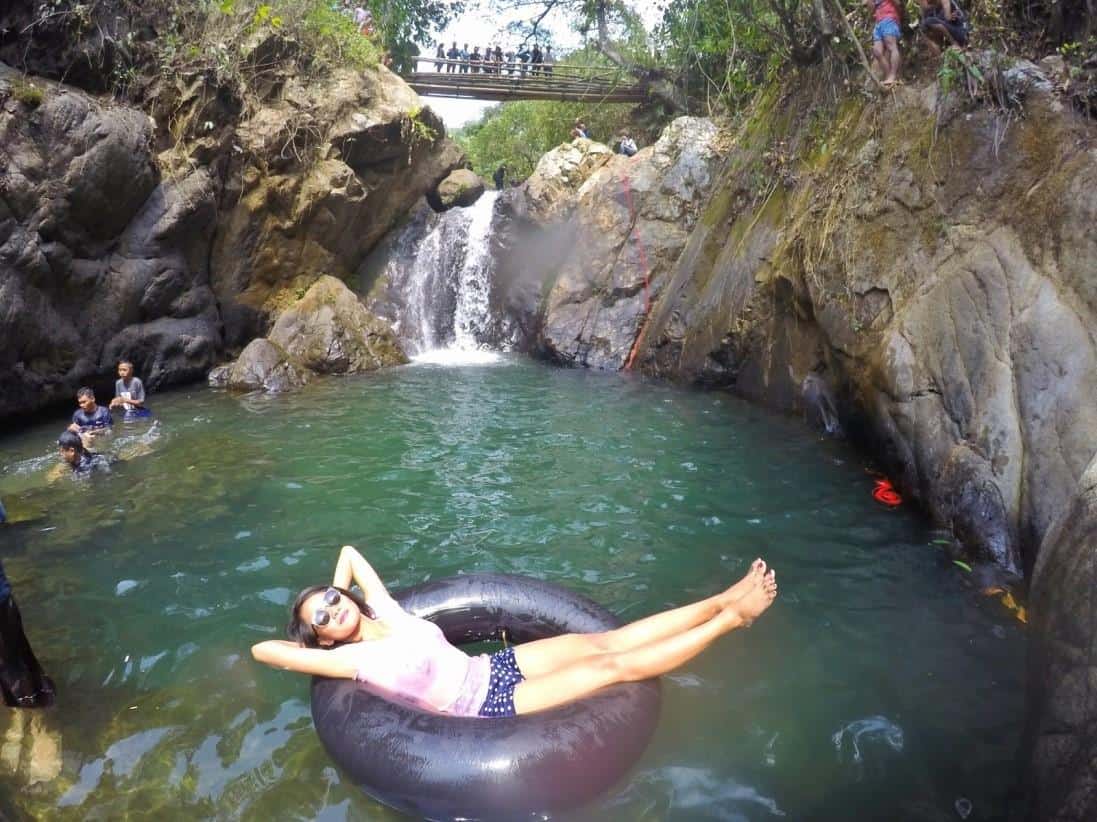 Curug Putri Kencana, 1. Curug Bidadari, 2. Curug Leuwi Cibaliung, 3. Curug Leuwi Hejo, 4. Curug Barong, 5. Curug Leuwi Lieuk, 6. Curug Bojong Koneng, 7. Curug Putri Kencana, 8. Curug Kalimata, 9. Curug Love, 10. Curug Hordeng