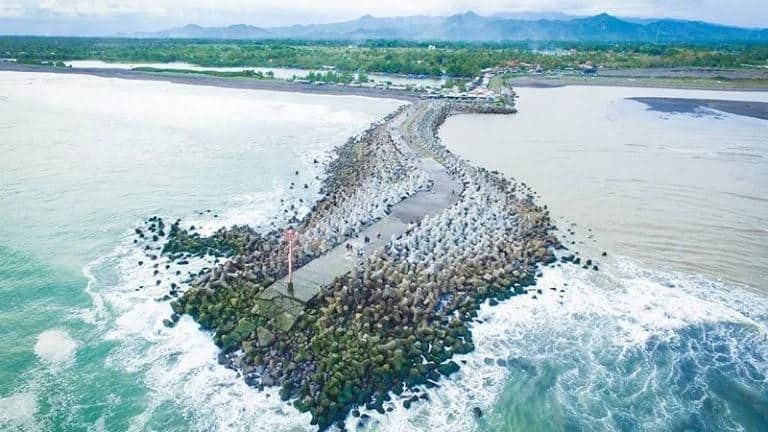 Pantai Glagah, 1. Pantai Congot, 2. Pantai Glagah, 3. Pantai Pasir Kadilangu, 4. Pantai Bugel, 5. Pantai Trisik