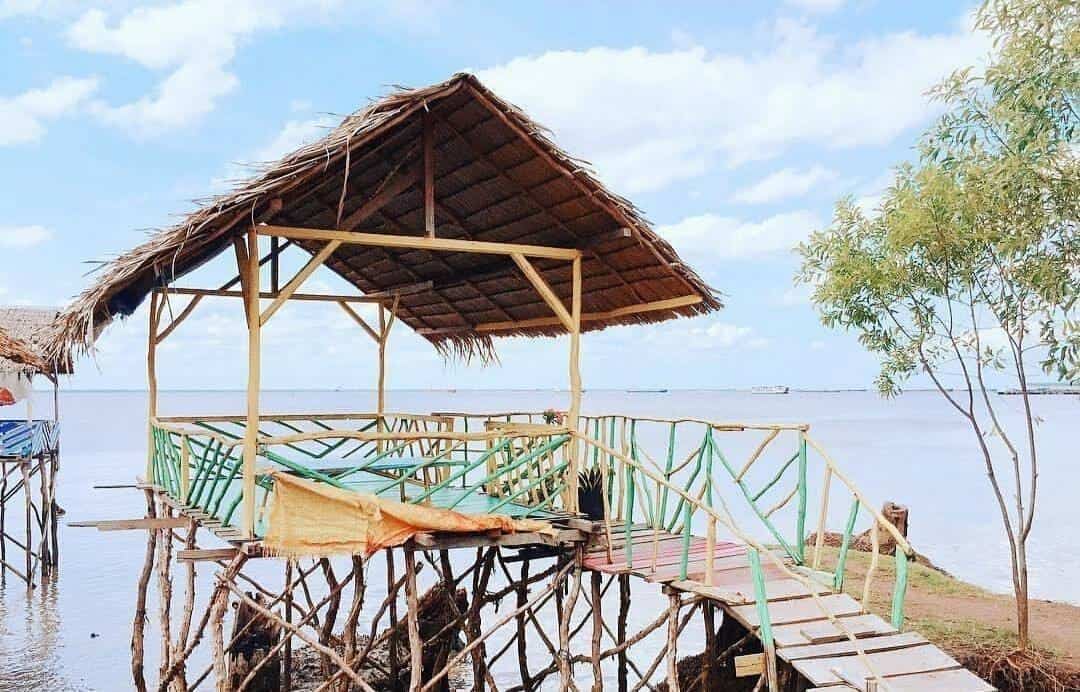 Pantai Purnama, 1. Pantai Rupat, 2. Pantai Solop, 3. Pantai Selat Baru, 4. Pantai Purnama, 5. Pantai Beting Aceh, 6. Pantai Cinta, 7. Pantai Jangkang, 8. Pantai Koeneng, 9. Pantai Tenggayun, 10. Pantai Pulau Jemur