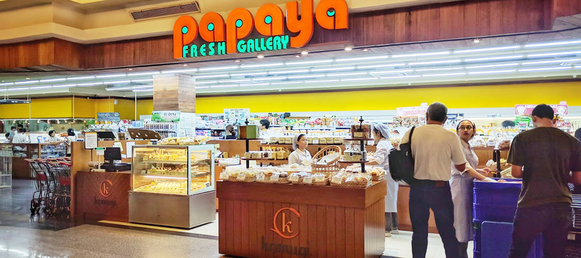 1. Papaya Fresh Gallery, 2. Lawson, 3. Family Mart, 4. COSMO Japanese Grocery Store, 5. Jakaichi Mart, 6. Daiso Japan